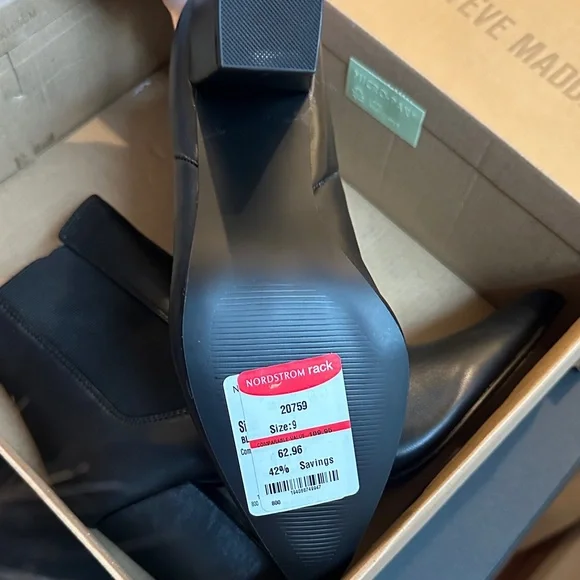 Steve Madden Black Heeled Boots - Picture 4 of 5